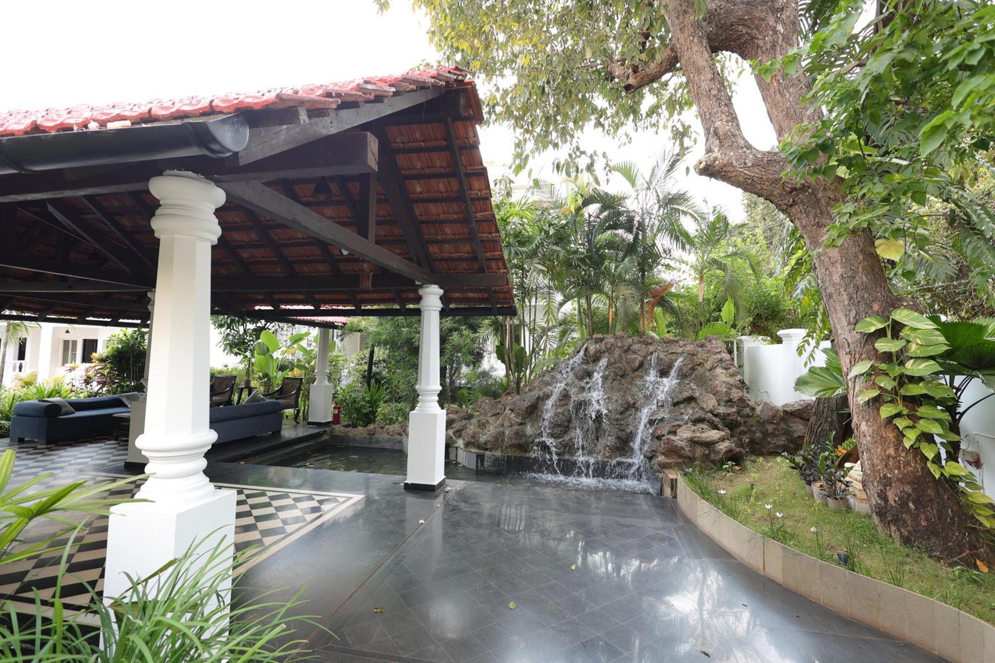 Casa Ahaana Resort Vagator, By Lavin Hotels Анжуна Екстер'єр фото